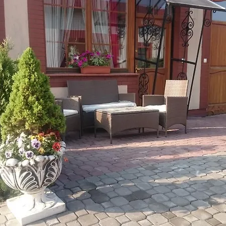 Pod Klonami Kisewo Leczyce