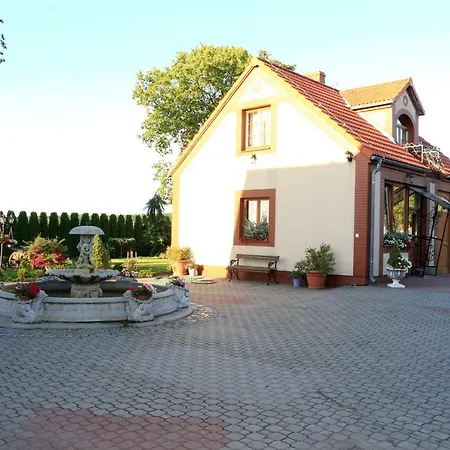 Pod Klonami Kisewo