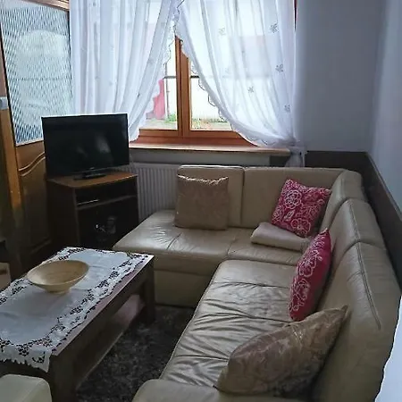 Pod Klonami Kisewo Leczyce