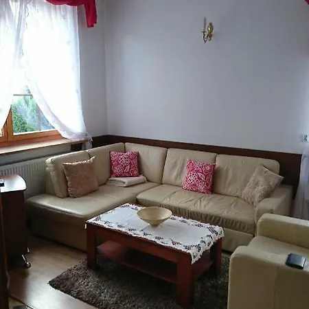 Pod Klonami Kisewo Apartament *