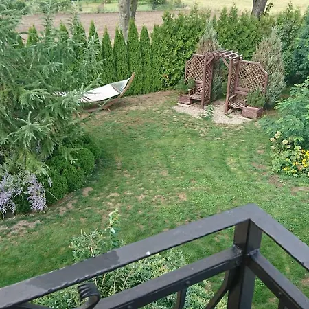 شقة Pod Klonami Kisewo