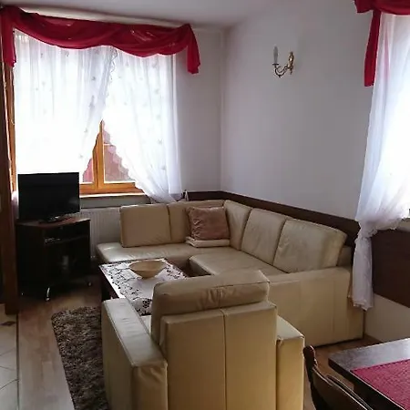 Pod Klonami Kisewo * Leczyce