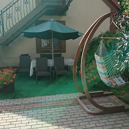 Pod Klonami Kisewo